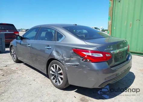 2017 Nissan Altima 2.5 Sv z USA, uszkodzony, nr VIN 1N4AL3AP9HC192690